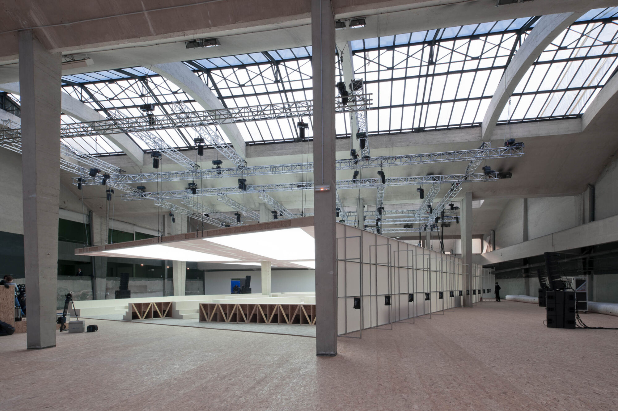 Celine Runway Show Fall Winter 13 14 Casper Mueller Kneer Architects Copyright Valerie Bennett 201320