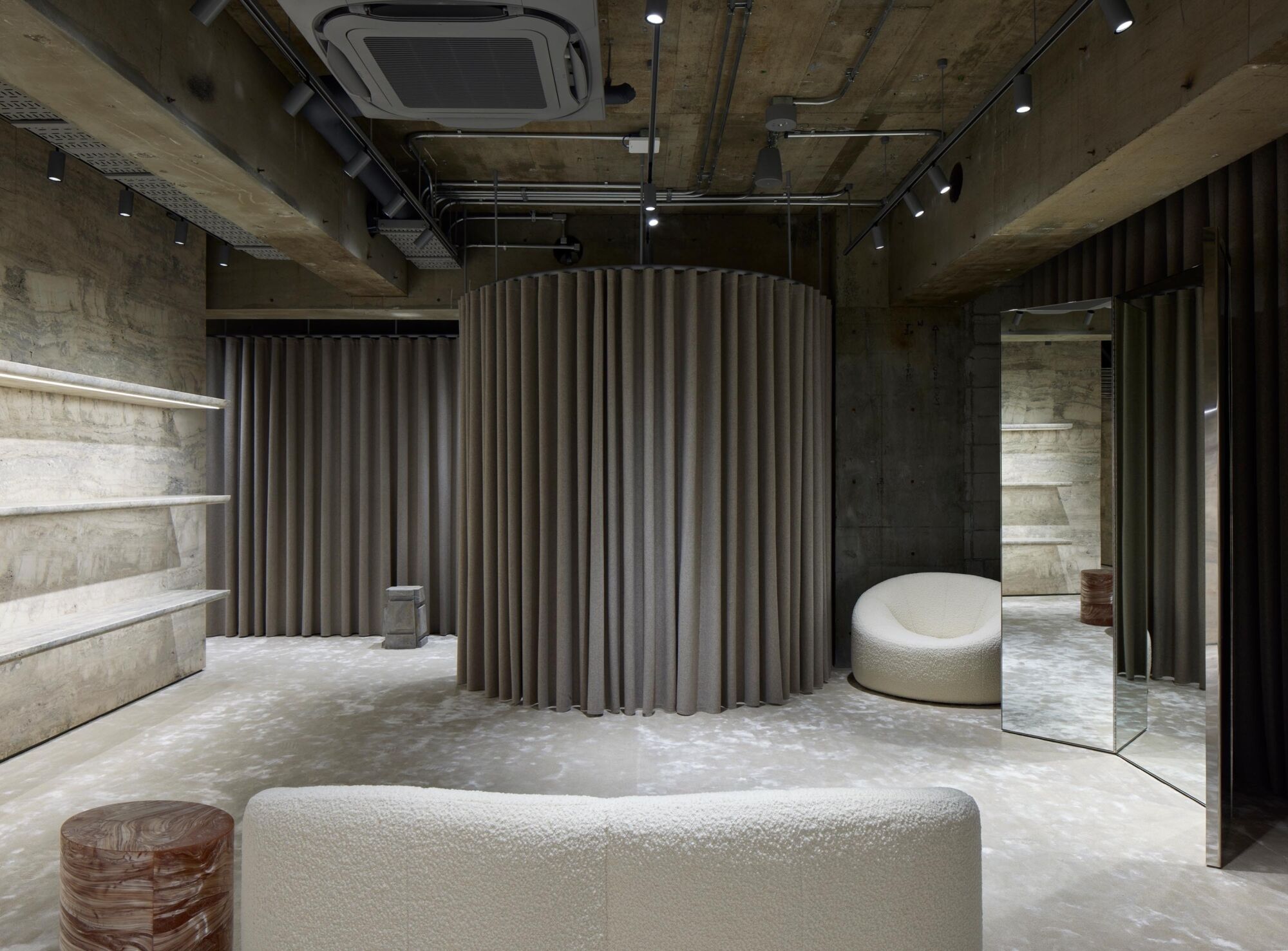 Jil Sander Ginza Casper Mueller Kneer Architects Copyright Paul Riddle E0 A4541