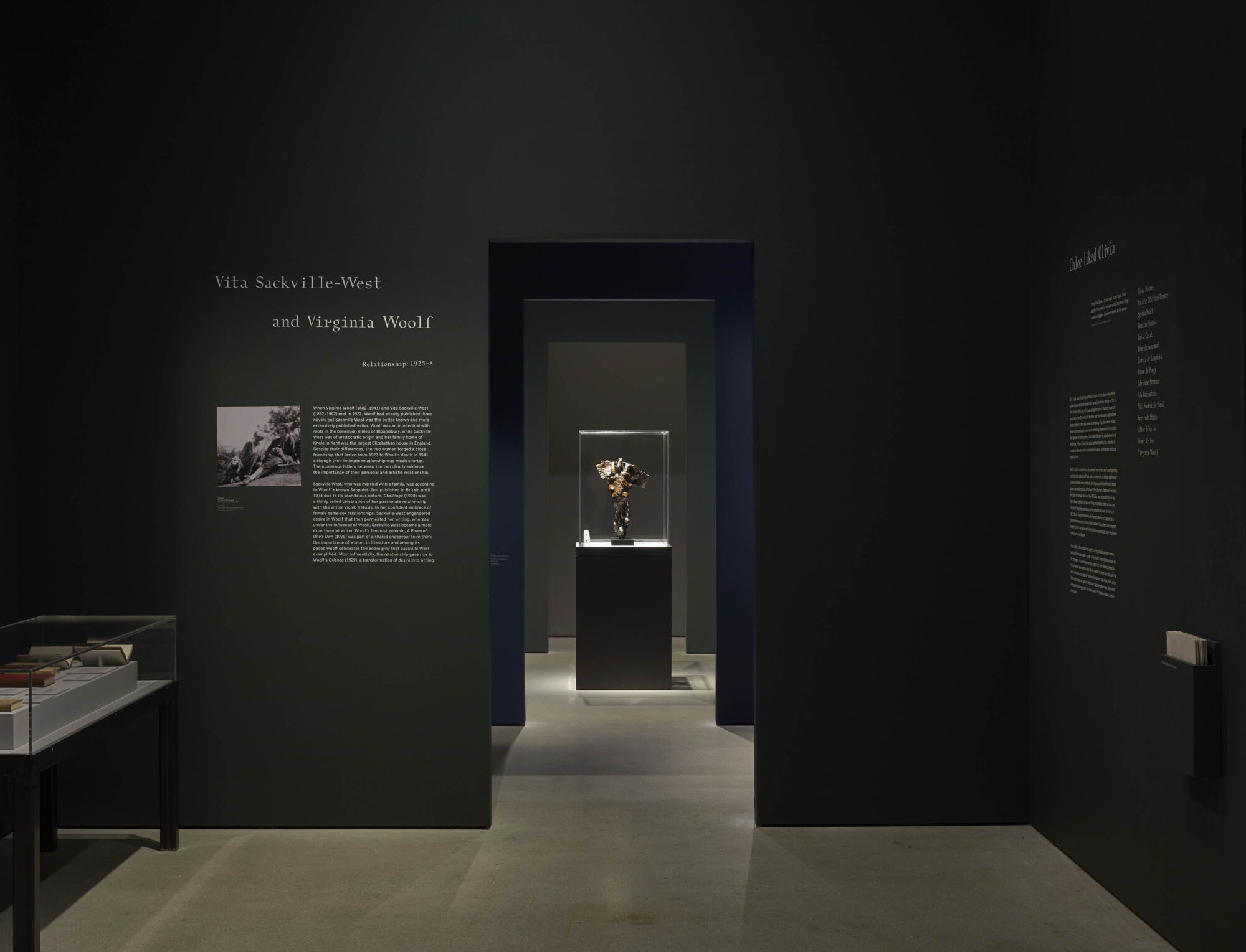 Modern Couples Exhibition Barbican Casper Mueller Kneer Architects Copyright Paul Riddle 89 A3278