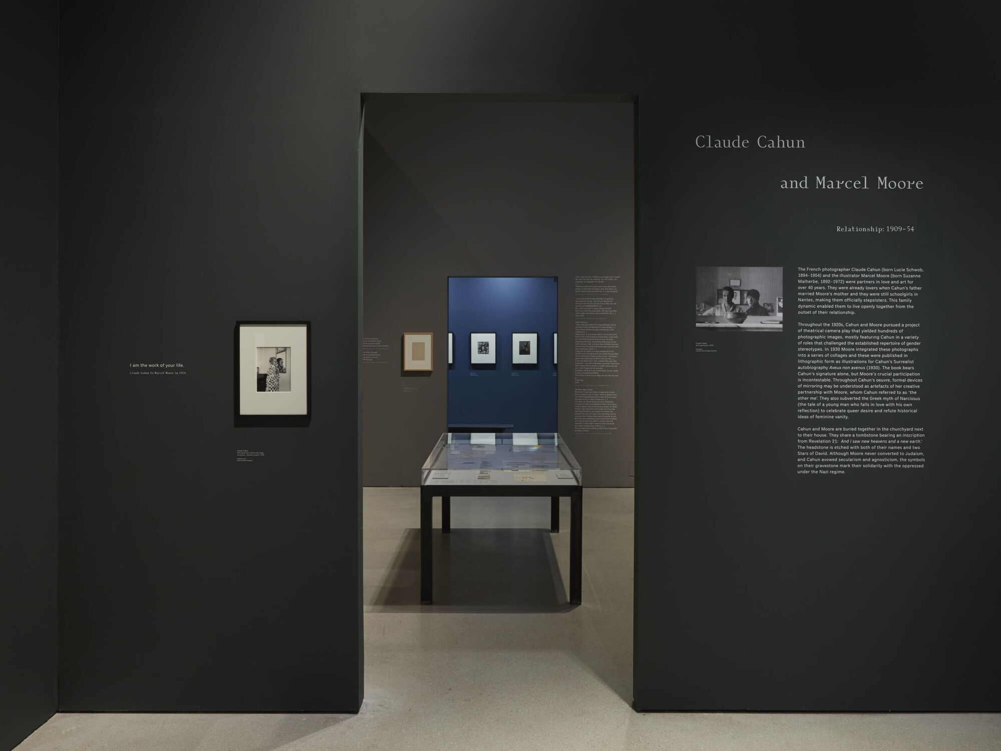 Modern Couples Exhibition Barbican Casper Mueller Kneer Architects Copyright Paul Riddle 89 A3349