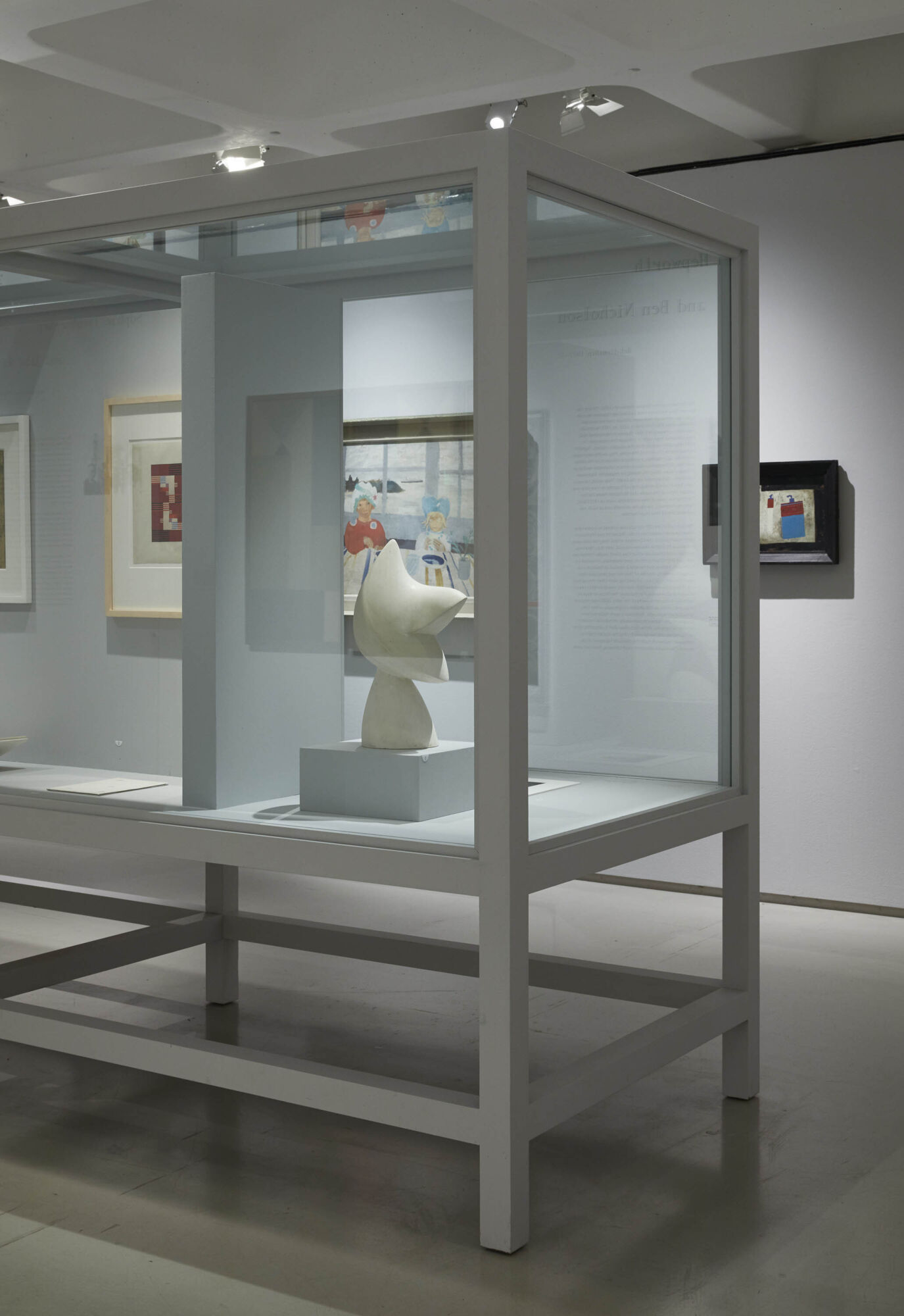 Modern Couples Exhibition Barbican Casper Mueller Kneer Architects Copyright Paul Riddle 89 A3400