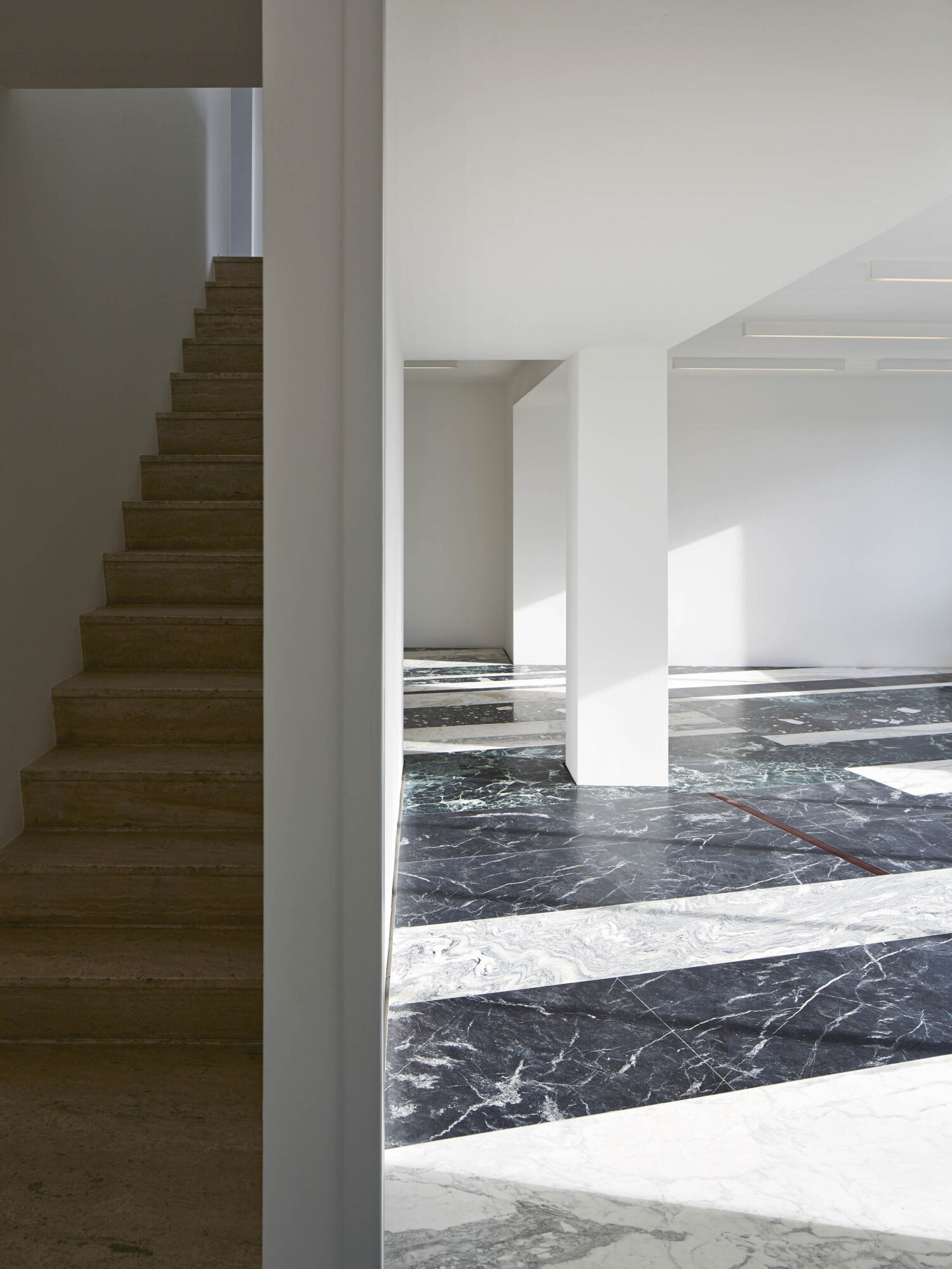 Private Flat in Highgate Casper Mueller Kneer Architects Copyright Paul Riddle V8 B5745 Recovered