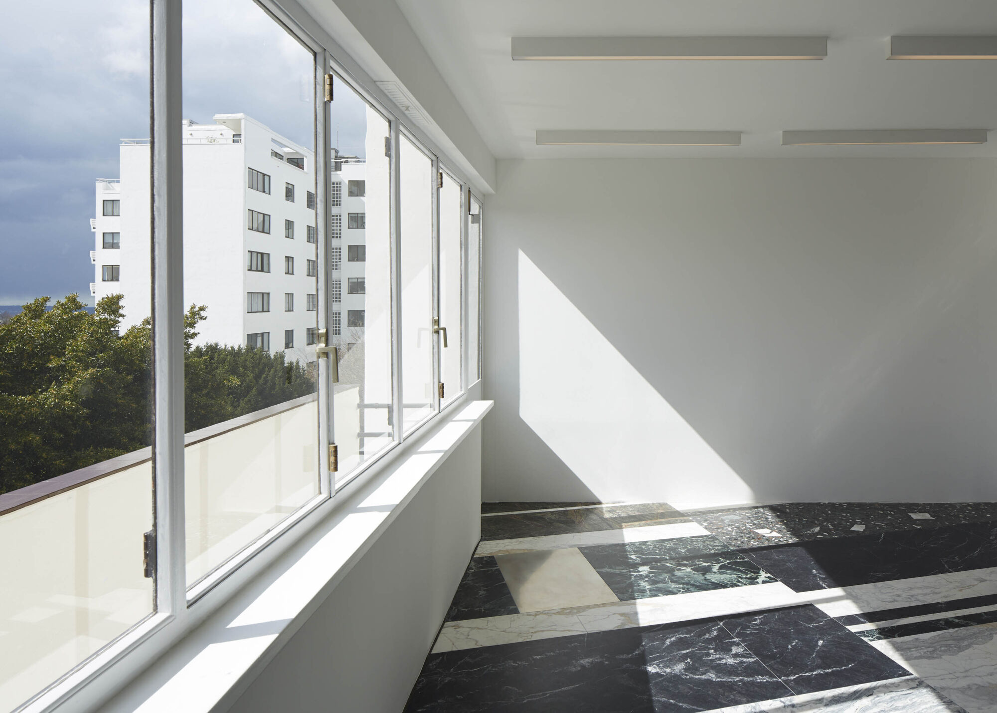 Private Flat in Highgate Casper Mueller Kneer Architects Copyright Paul Riddle V8 B7110 1