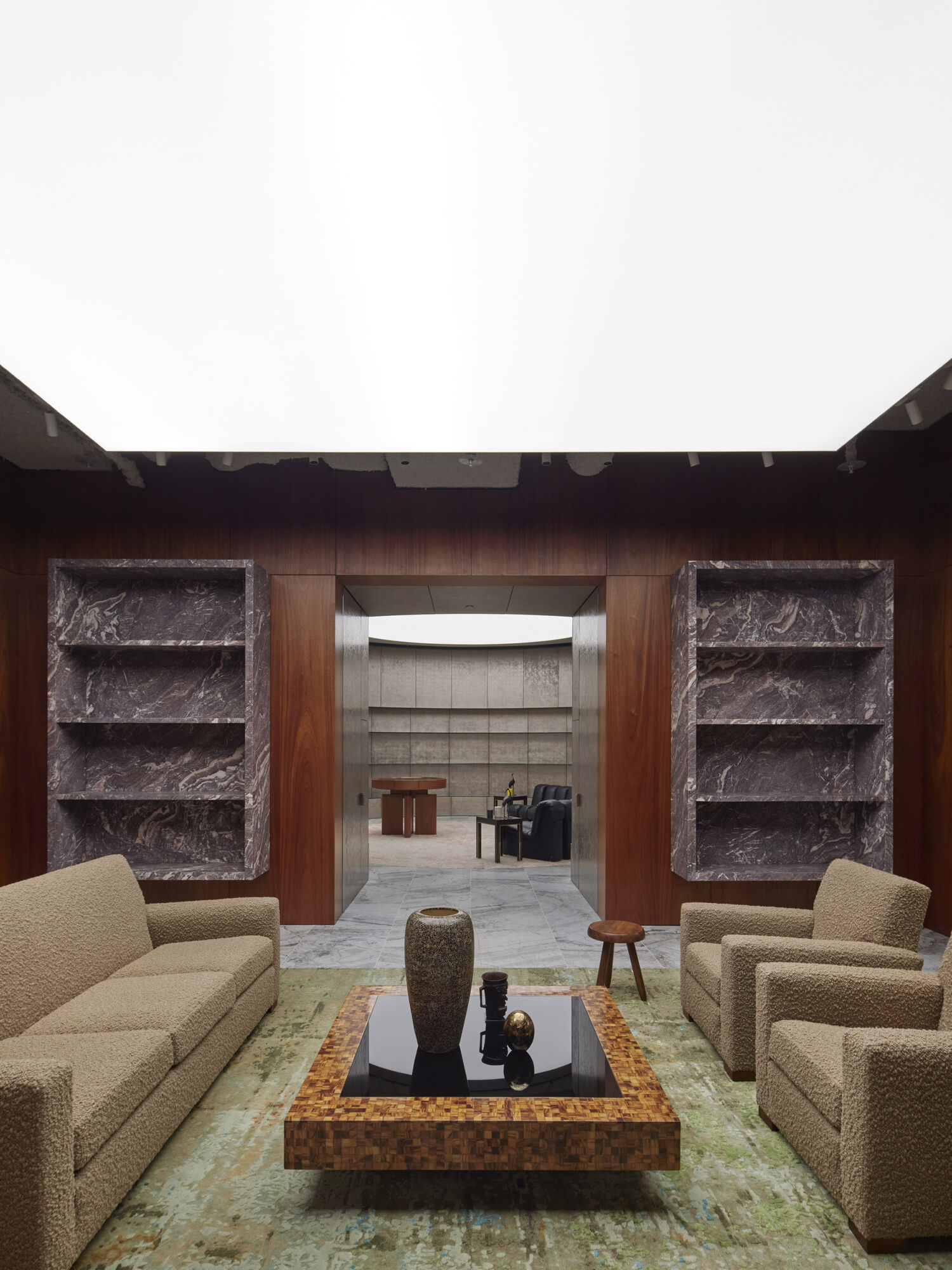 Saint Laurent Avenue Montaigne Paris Casper Mueller Kneer Architects Copyright Paul Riddle 0185