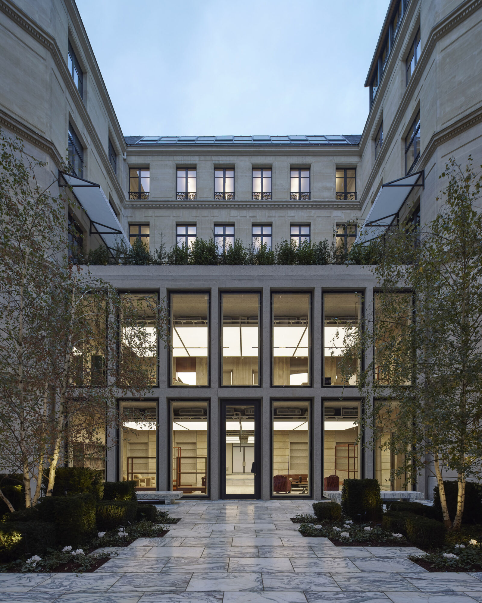 Saint Laurent Avenue Montaigne Paris Casper Mueller Kneer Architects Copyright Paul Riddle 0187