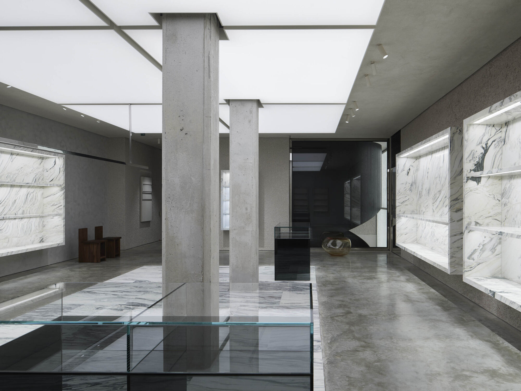 Saint Larent Concept Store Champs Elysees Casper Mueller Kneer Architects Copyright Paul Riddle 89 A3011