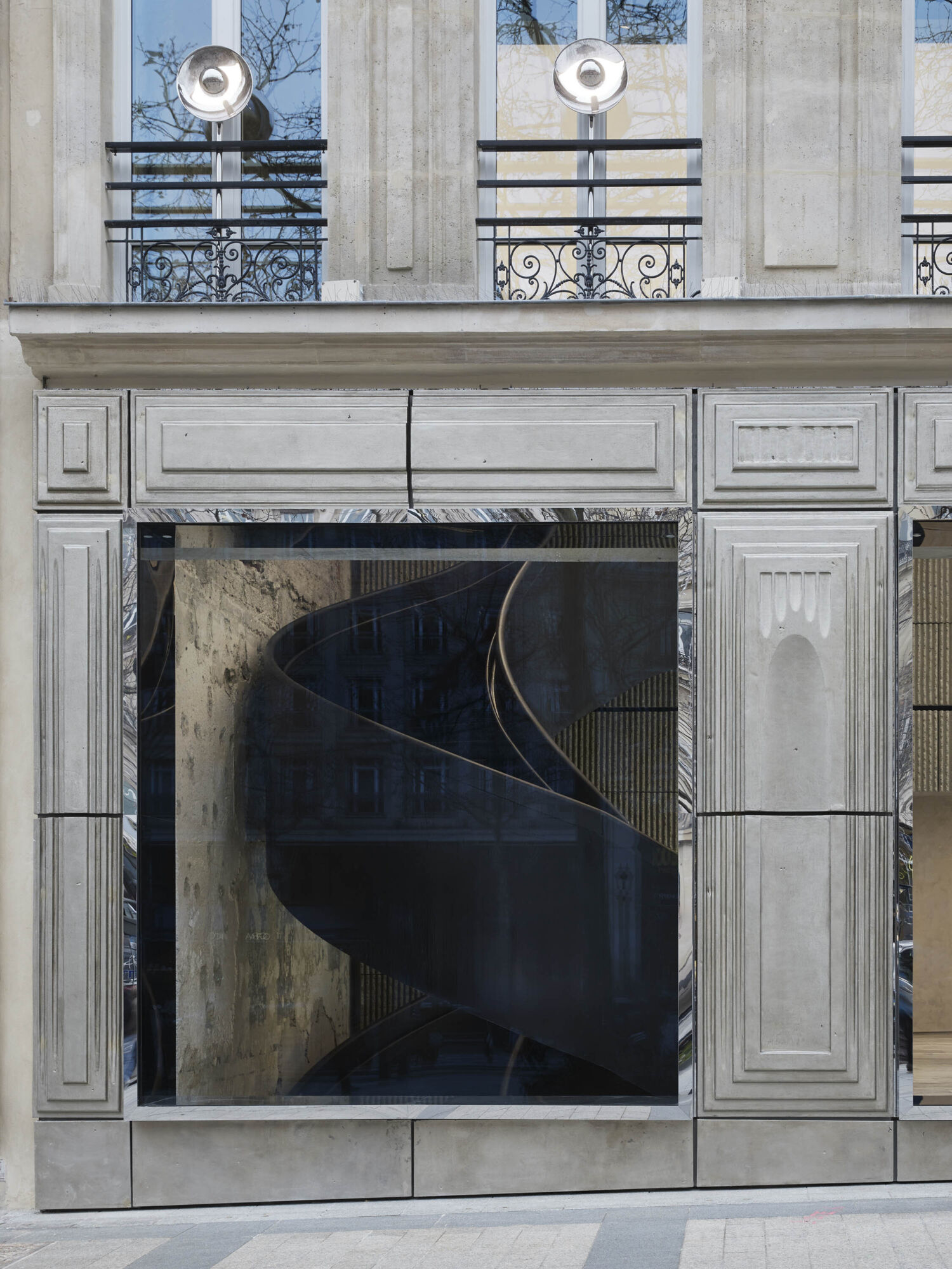 Saint Larent Concept Store Champs Elysees Casper Mueller Kneer Architects Copyright Paul Riddle 89 A3485 Final