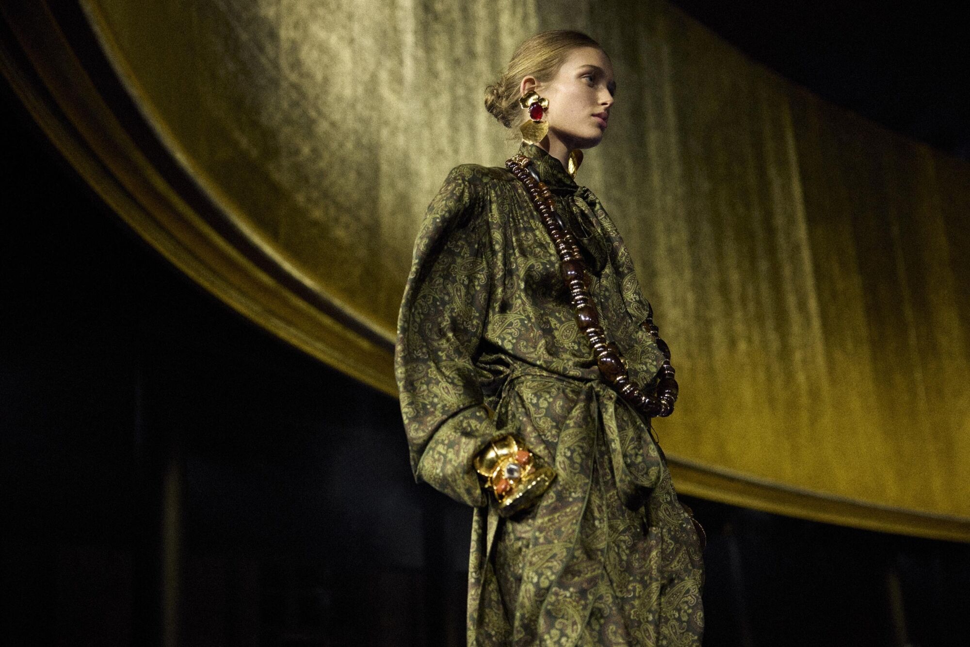 Saint Laurent Runway Show Womens Spring Summer 25 Casper Mueller Kneer Architects Copyright Saint Laurent 0007