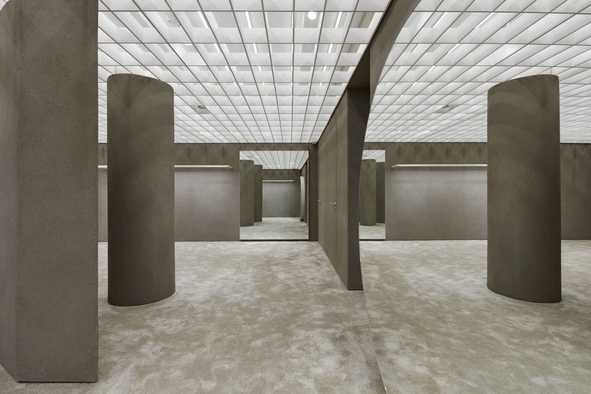 Self Portrait Concept Store Casper Mueller Kneer Architects Copyright Paul Riddle 89 A7165