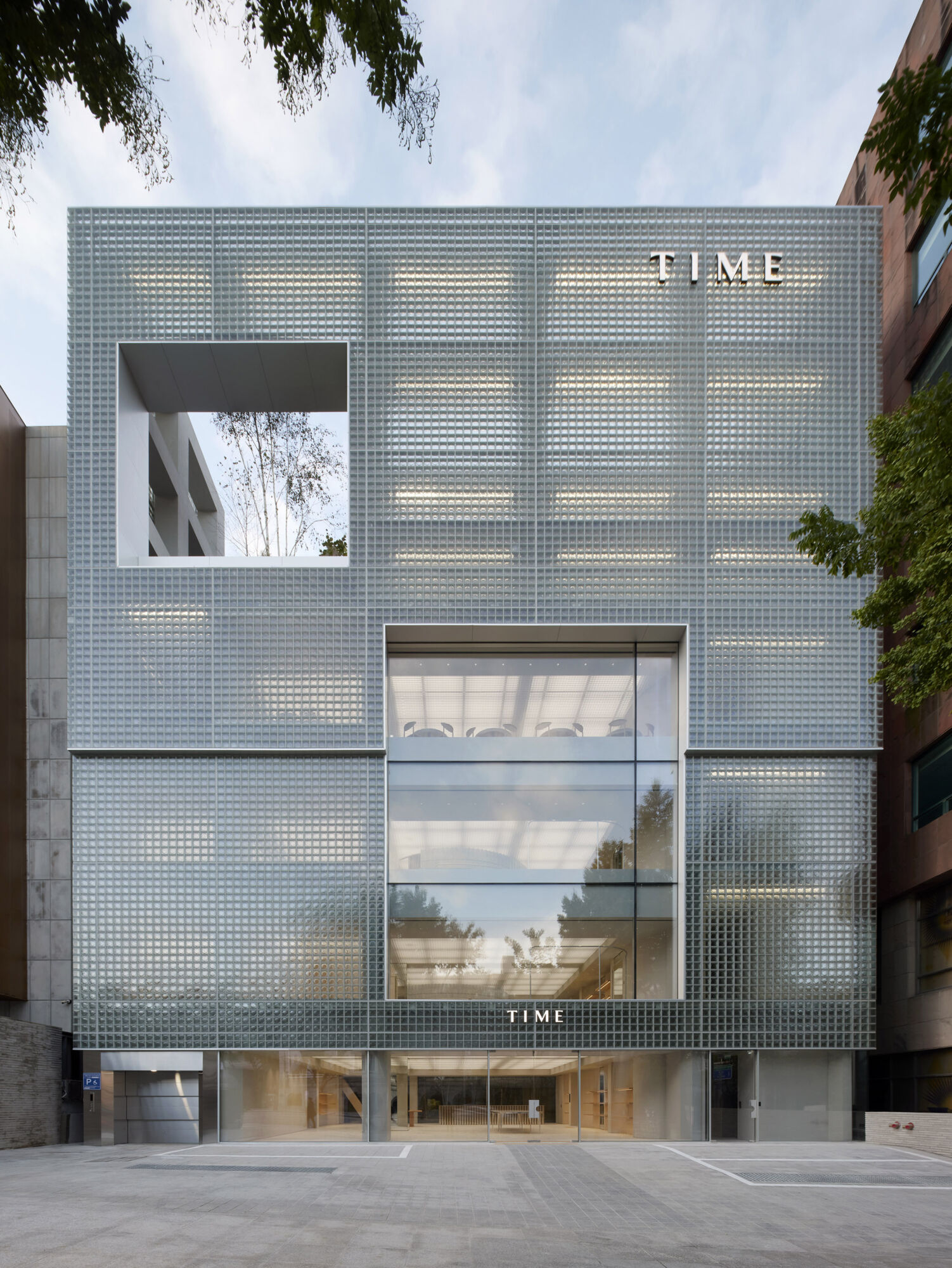 Time Cheongdam Seoul Casper Mueller Kneer Architects Copyright Paul Riddle 0007
