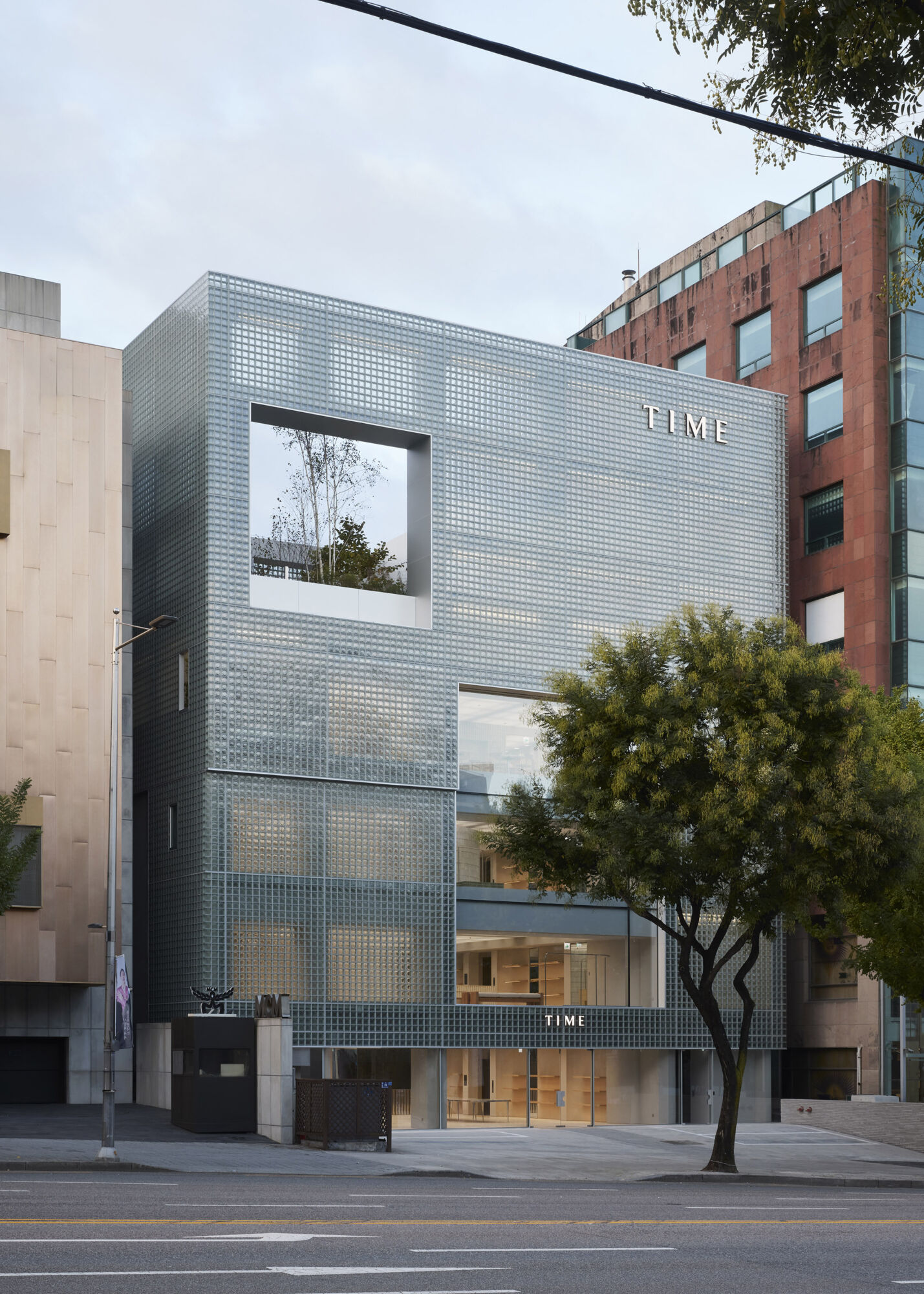 Time Cheongdam Seoul Casper Mueller Kneer Architects Copyright Paul Riddle 0052